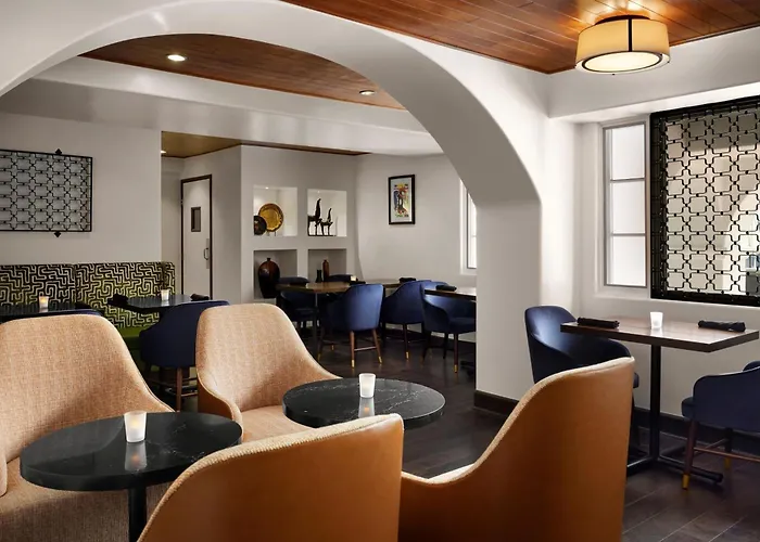 Triada Palm Springs, Autograph Collection